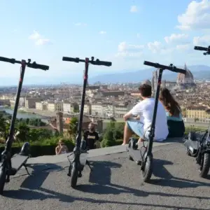 SCOOTER TOUR